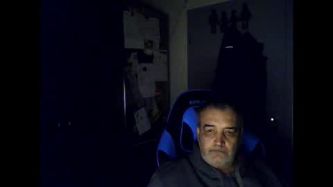 Chris online show from October 12, 2025, 4:00 am