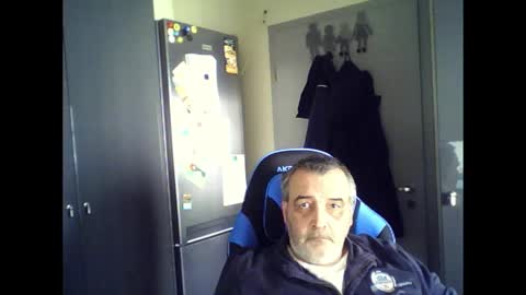Snapshot of chris250268 chatting on April 11, 2026, 11:36 am Chris online show from April 11, 2026, 11:36 am