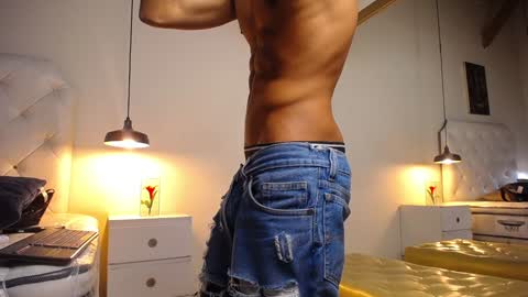 Snapshot of chris_weell chatting on January 18, 2025, 8:51 pm Chris Weell online show from January 18, 2025, 8:51 pm