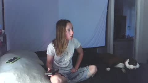 Snapshot of chrisandrobin01 chatting on July 21, 2026, 11:07 pm Chris and Robin online show from July 21, 2026, 11:07 pm