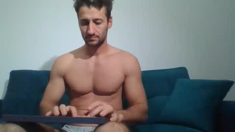 chrisaron online show from November 21, 2025, 4:44 am