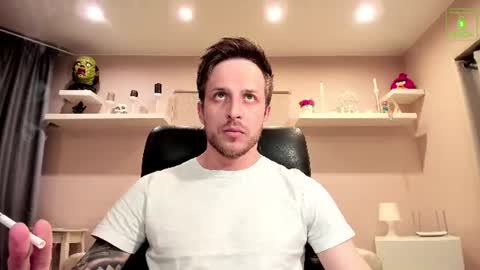 Chris online show from June 12, 2026, 10:52 pm