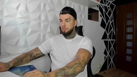 Snapshot of chrisjordan666 chatting on October 25, 2025, 8:00 am Chris Jordan online show from October 25, 2025, 8:00 am