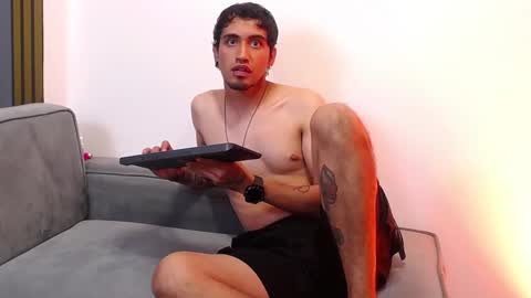 chrislyonss online show from December 15, 2025, 11:20 pm