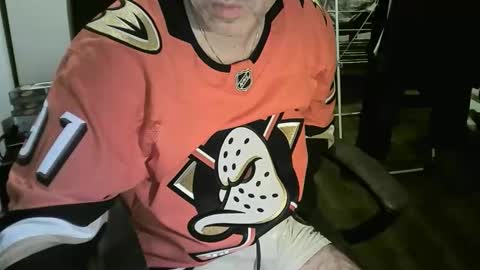 chrisprngr online show from September 28, 2025, 7:41 pm