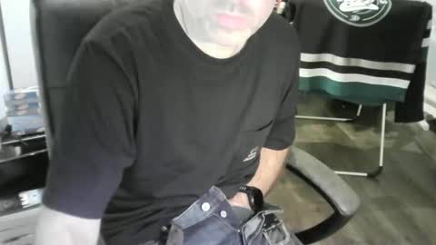 chrisprngr online show from October 12, 2025, 8:52 pm