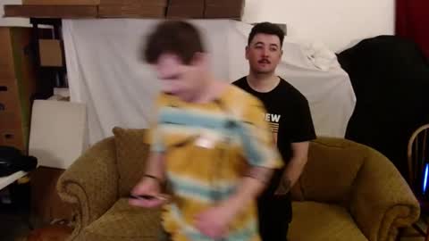 Snapshot of chrisryan00 chatting on September 18, 2025, 7:21 am Chris online show from September 18, 2025, 7:21 am