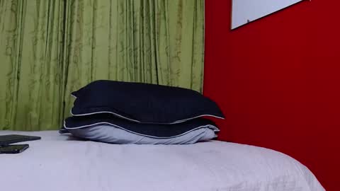 Snapshot of chriss_james chatting on March 6, 2025, 5:35 am chriss_james online show from March 6, 2025, 5:35 am