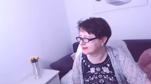 Christa online show from March 9, 2025, 8:07 am