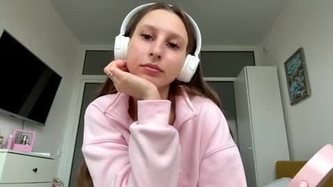 Chris online show from April 8, 2026, 11:32 am