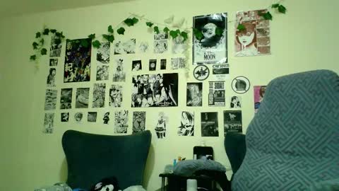 CHRISTINA online show from September 11, 2025, 1:22 pm