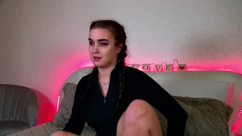 Christina online show from February 18, 2025, 4:04 am