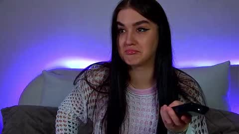 Christina online show from February 24, 2025, 9:41 pm