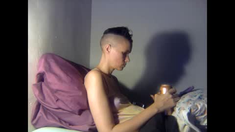 Christina Saunters online show from November 14, 2025, 12:04 pm