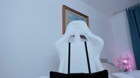 Hi im Christine online show from December 11, 2024, 8:36 am