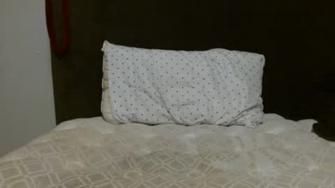 Snapshot of christophe_throbin chatting on October 6, 2025, 7:06 am christophe_throbin online show from October 6, 2025, 7:06 am