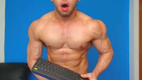 Snapshot of christopher_w chatting on January 1, 2025, 6:49 pm Christopher online show from January 1, 2025, 6:49 pm