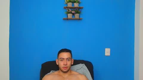 Snapshot of christopher_w chatting on February 11, 2025, 2:03 am Christopher online show from February 11, 2025, 2:03 am