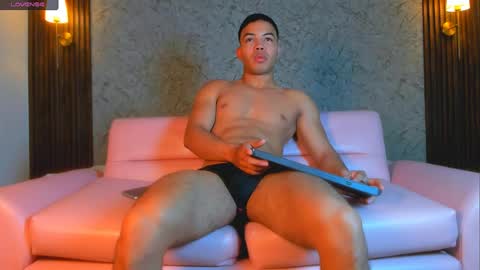 christopherivera online show from June 13, 2026, 11:41 am