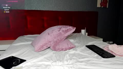 Snapshot of christy_little chatting on February 19, 2025, 2:34 pm hristy3 online show from February 19, 2025, 2:34 pm