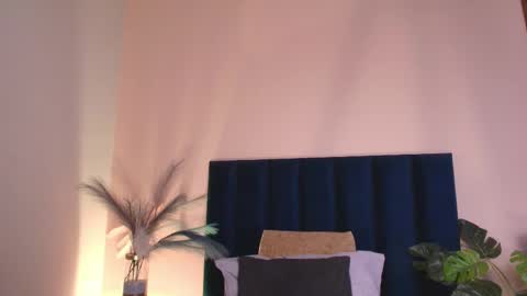 Christy online show from April 17, 2026, 12:19 pm