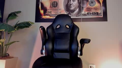 chrizmacgregor online show from February 28, 2026, 1:06 am