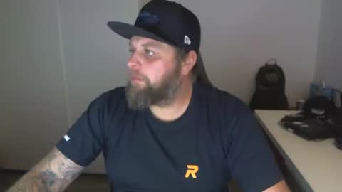 Snapshot of chrizz80 chatting on December 7, 2024, 9:55 pm Chrizz online show from December 7, 2024, 9:55 pm