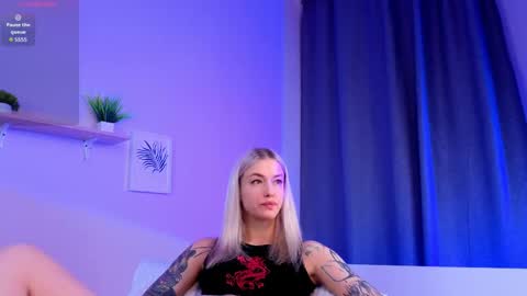 EvaBlonde TayaBrunette EliieBlack hair online show from April 27, 2026, 9:07 am