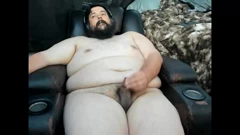 Snapshot of chubbnuncut chatting on June 6, 2026, 5:17 pm chubbnuncut online show from June 6, 2026, 5:17 pm