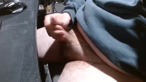 chubbyuncut5 online show from April 22, 2026, 3:53 am