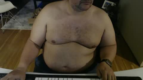 Snapshot of chubbyvix chatting on May 13, 2026, 4:10 am AstorYvr online show from May 13, 2026, 4:10 am
