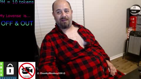 Snapshot of chunkymonkey420 chatting on February 7, 2025, 4:27 am Spencer Smokey Bear online show from February 7, 2025, 4:27 am