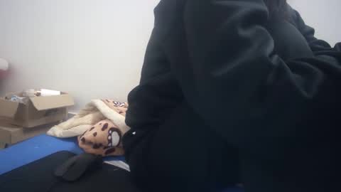 Snapshot of chuppyrose chatting on March 20, 2026, 1:54 am chuppyrose online show from March 20, 2026, 1:54 am