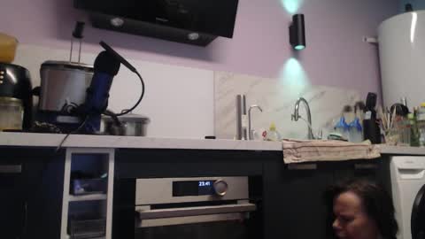 Snapshot of chwerry_b0 chatting on May 1, 2026, 9:41 pm Jessica online show from May 1, 2026, 9:41 pm
