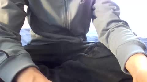 brrbrr toast online show from April 18, 2026, 2:10 pm