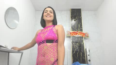 Snapshot of ciara_connor chatting on December 17, 2025, 4:18 am ... ... online show from December 17, 2025, 4:18 am