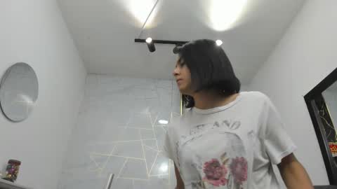 Snapshot of ciara_connor chatting on December 21, 2025, 4:41 am ... ... online show from December 21, 2025, 4:41 am