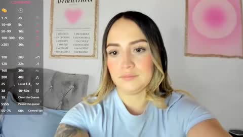 Ciindy Lovers online show from November 16, 2025, 12:33 pm