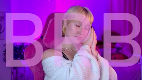 Snapshot of cinbellamy chatting on October 13, 2025, 2:33 am Cin Bellamy online show from October 13, 2025, 2:33 am