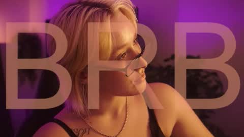 Snapshot of cinbellamy chatting on October 27, 2025, 2:59 am Cin Bellamy online show from October 27, 2025, 2:59 am