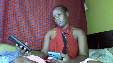 Snapshot of cinddy_14 chatting on March 5, 2025, 7:05 am cinddy 14 online show from March 5, 2025, 7:05 am