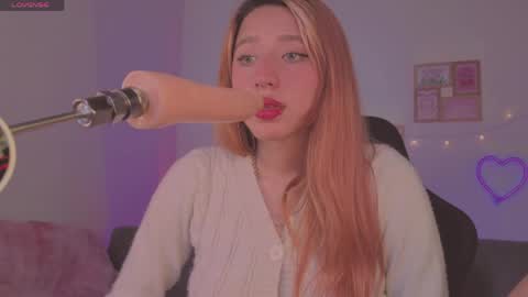 Snapshot of cinderella_lewis chatting on May 19, 2026, 4:13 pm Sofi Eva and Mey online show from May 19, 2026, 4:13 pm