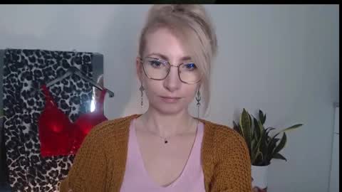 Cinderella online show from April 8, 2026, 5:29 am