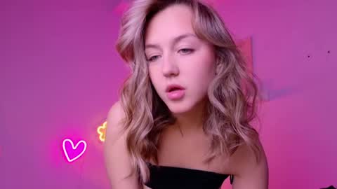 Snapshot of cindylovesmith chatting on May 23, 2026, 7:13 am cindylovesmith online show from May 23, 2026, 7:13 am