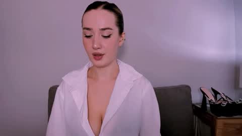 cindyprettywomen online show from June 6, 2026, 7:13 am
