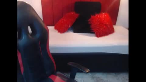 Cindy online show from November 21, 2025, 2:05 pm