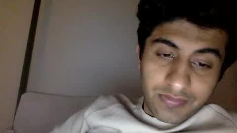 Snapshot of cinnabun99 chatting on May 19, 2026, 9:32 pm cinnabun99 online show from May 19, 2026, 9:32 pm