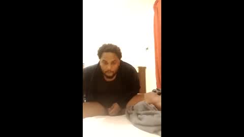 Snapshot of cinnamonbomb chatting on March 11, 2026, 7:25 am cinnamonbomb online show from March 11, 2026, 7:25 am