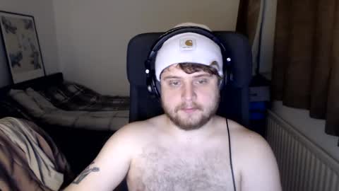 Snapshot of cinnamonbunzsz chatting on December 18, 2024, 4:39 pm cinnamon online show from December 18, 2024, 4:39 pm