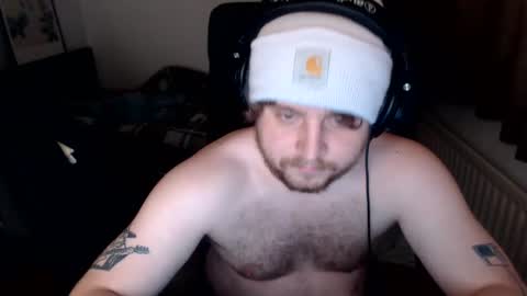 Snapshot of cinnamonbunzsz chatting on December 18, 2024, 7:41 pm cinnamon online show from December 18, 2024, 7:41 pm